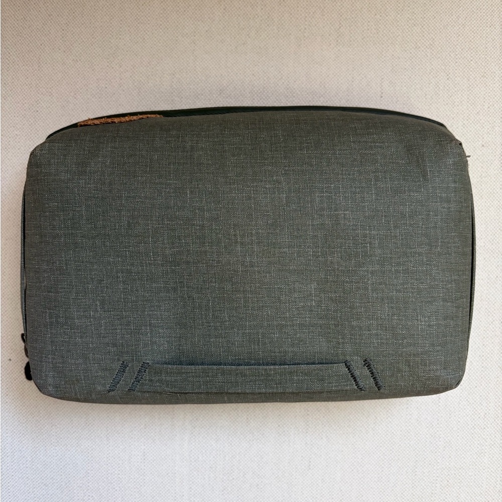Peak Design Sage Tech Pouch - Picture 3 of 10
